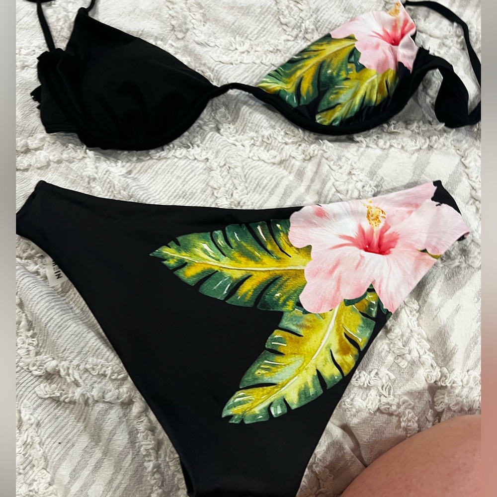 Black floral bikini